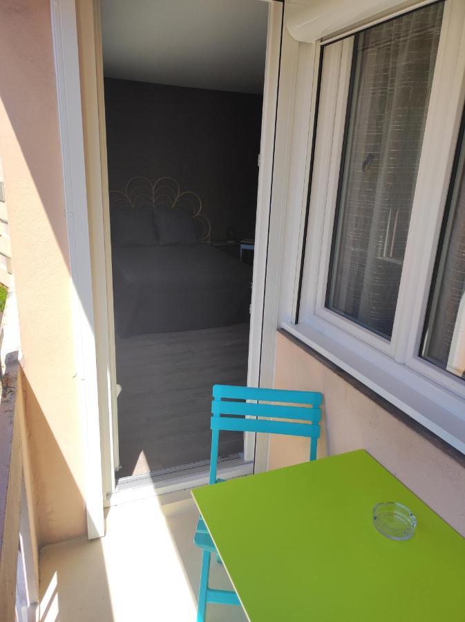 Studio - Meuble Tourisme, Trois Etoiles - 34 M2 Refait A Neuf- Residence Macon Exterior photo